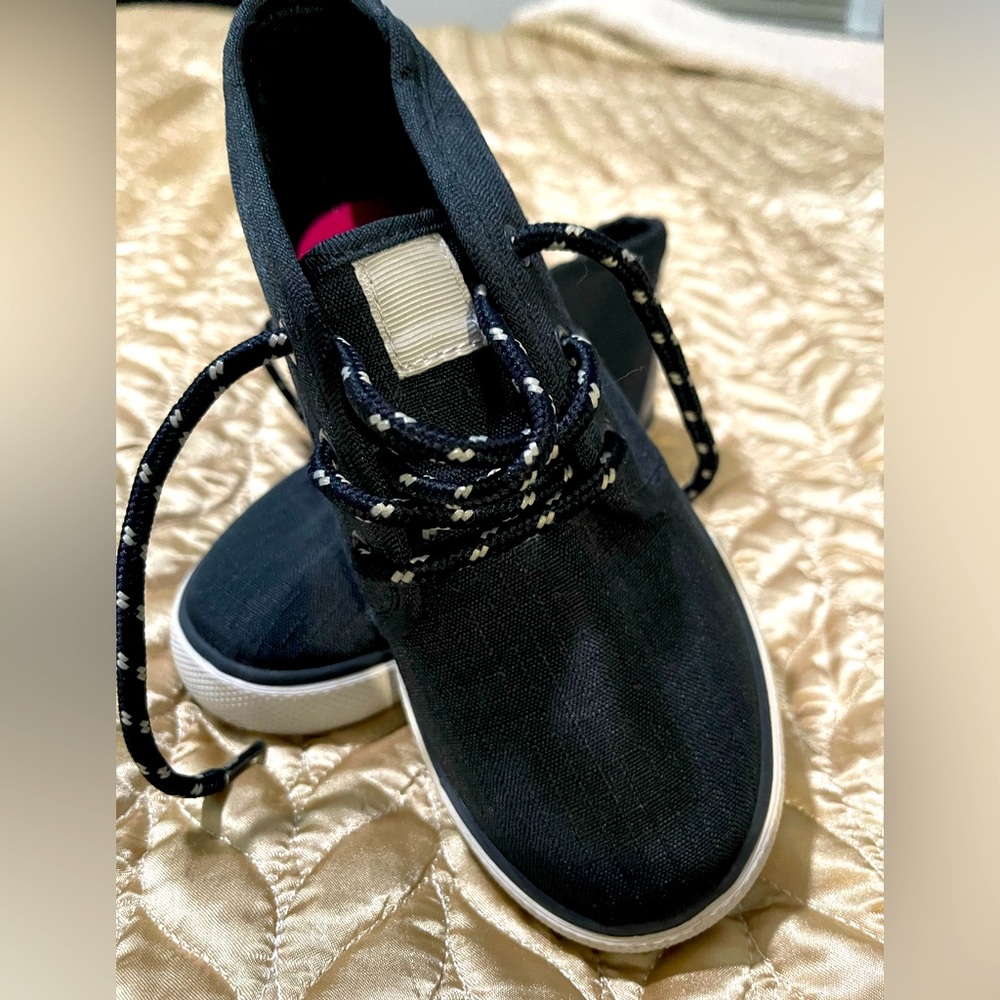 Cat & Jack Boys' Navy Blue Sneakers